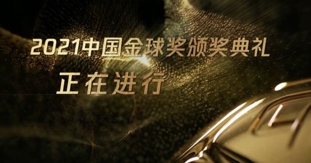 客厅丝袜麻麻被进进出出观看视频